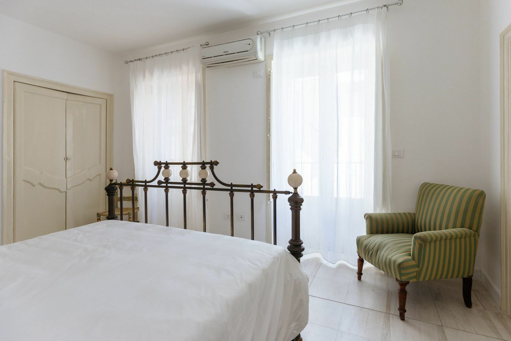 Sant'Elia Prestige Apartment With Balcony Palermo Dış mekan fotoğraf