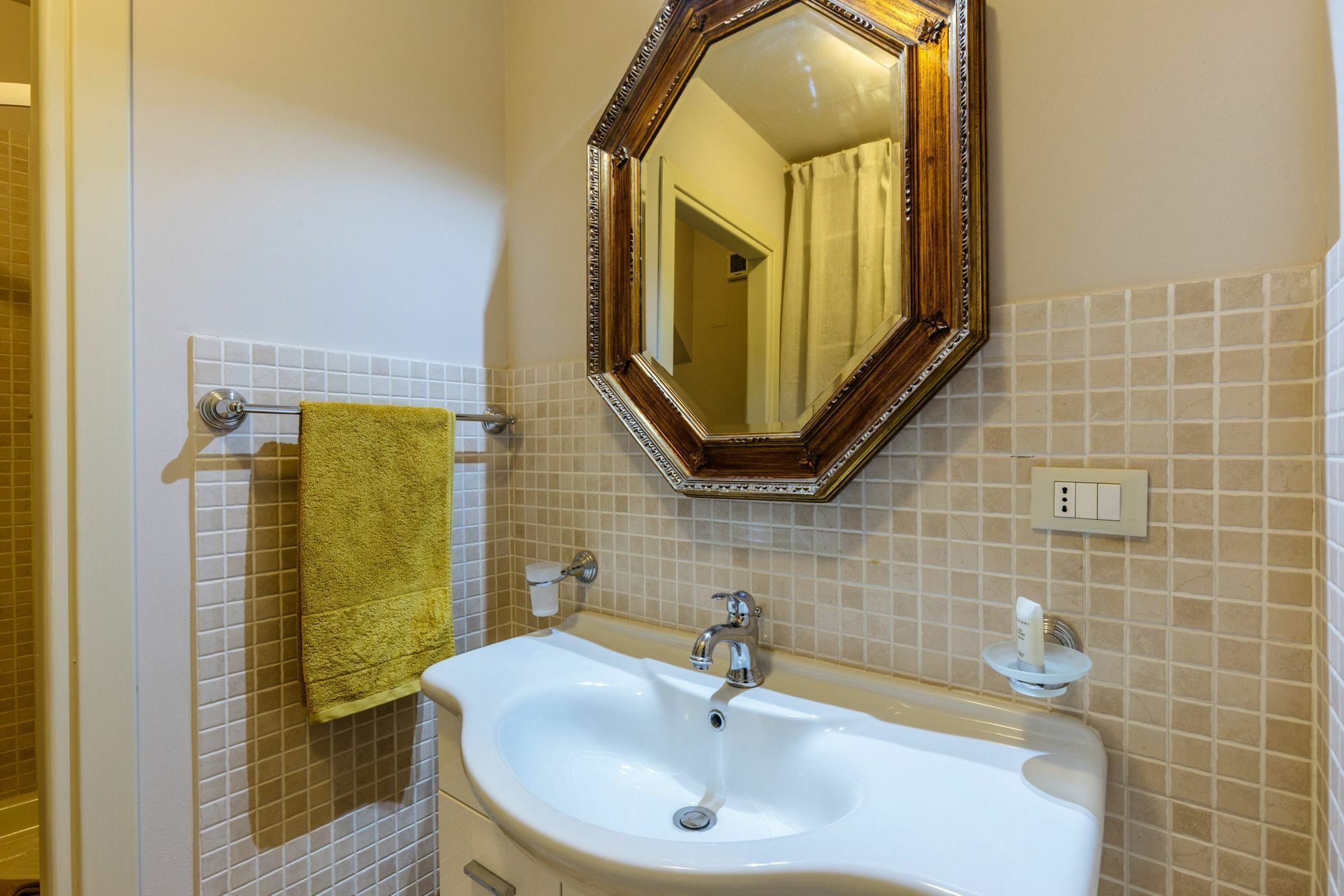Sant'Elia Prestige Apartment With Balcony Palermo Dış mekan fotoğraf