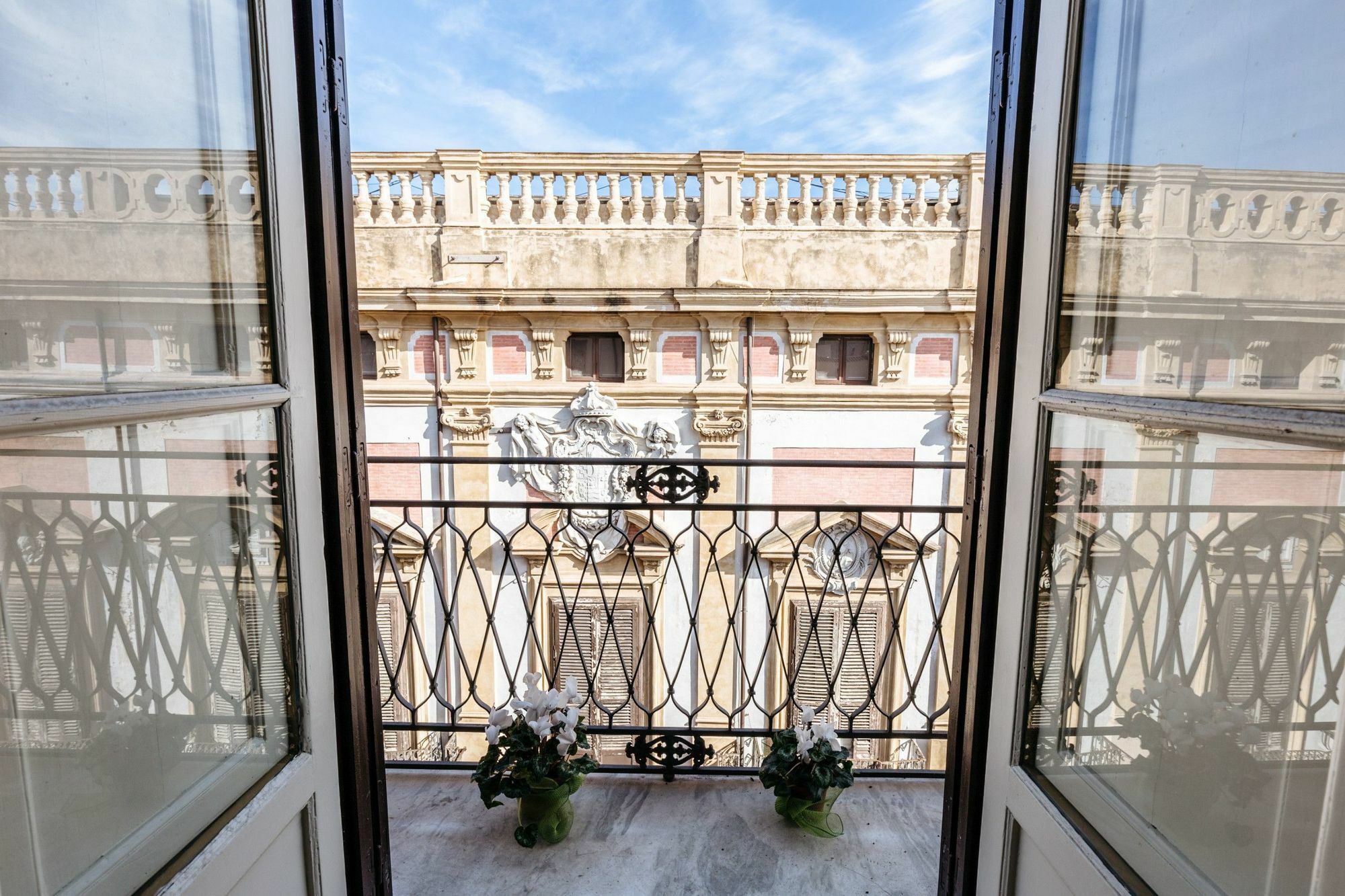 Sant'Elia Prestige Apartment With Balcony Palermo Dış mekan fotoğraf